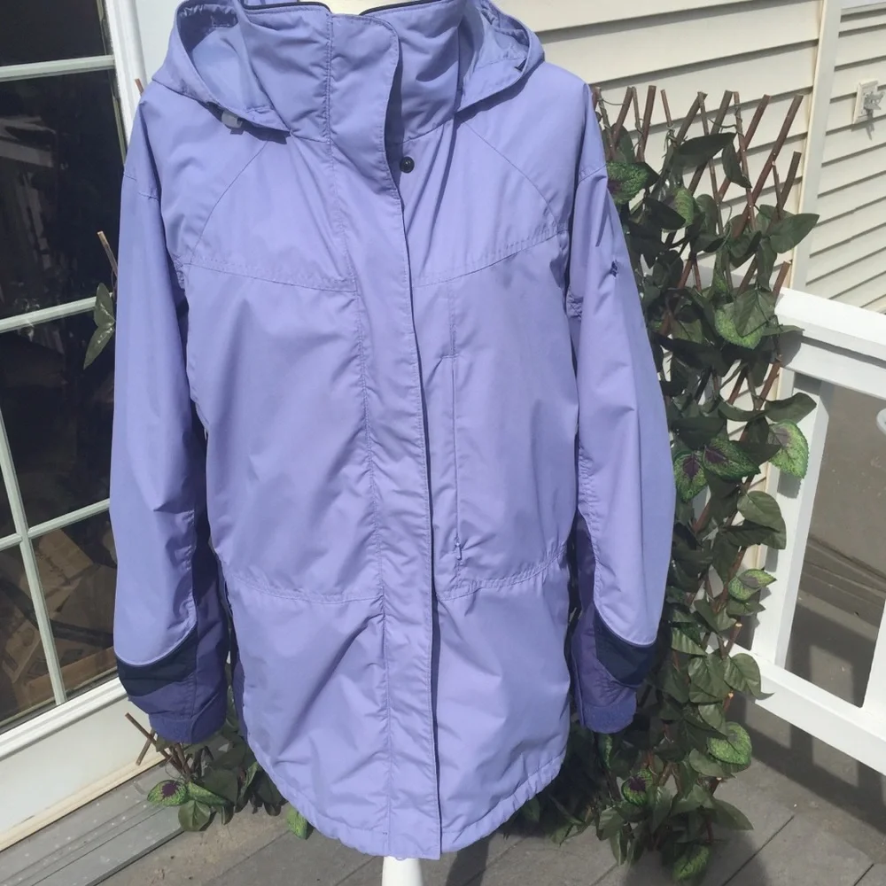 Columbia Jacket.  size Large - Picture 4 of 9